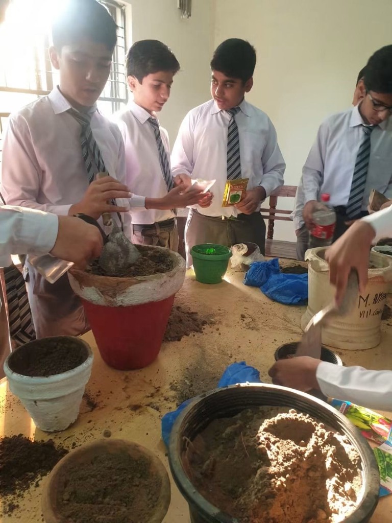 EGS students learning together through hands-on activity
